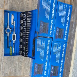32pcs tap and die set